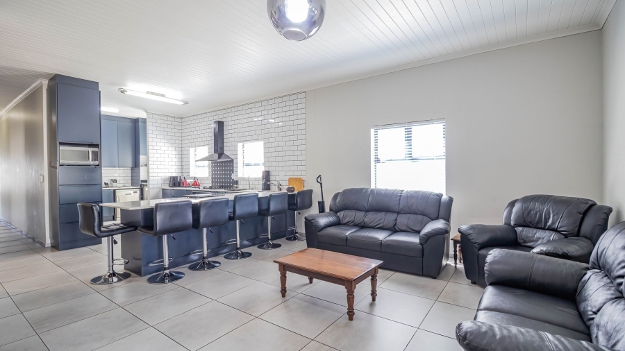 4 Bedroom Property for Sale in Blue Lagoon Western Cape